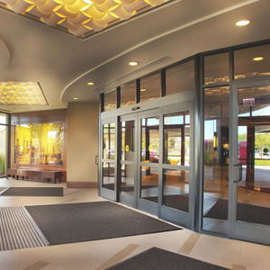 commercial door specialist Lauderdale Lakes